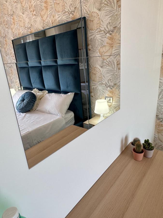 Airport Seaview Rooms Napoli Eksteriør billede