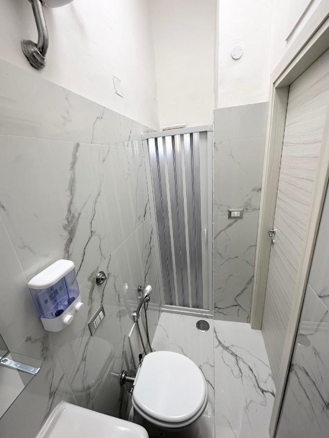 Airport Seaview Rooms Napoli Eksteriør billede