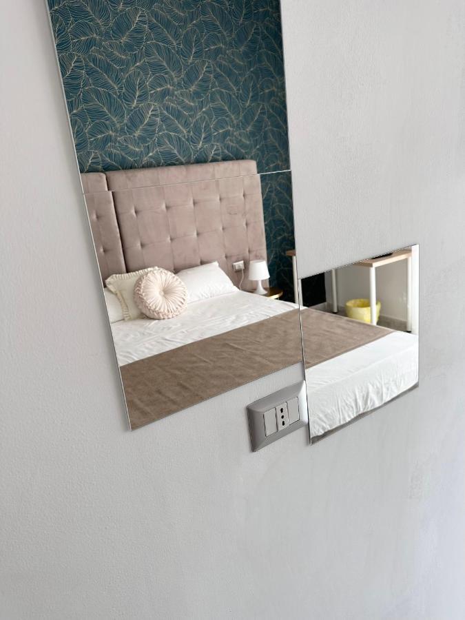 Airport Seaview Rooms Napoli Eksteriør billede